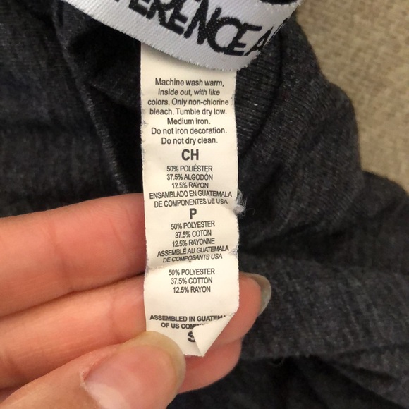 Heavily meditated graphic tank - muscle tank - Picture 7 of 8